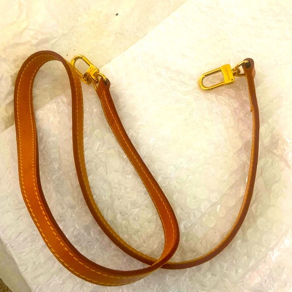 ⭐️⭐️AUTHENTIC Louis Vuitton Monogram Ellipse Handbag - Picture 14 of 16